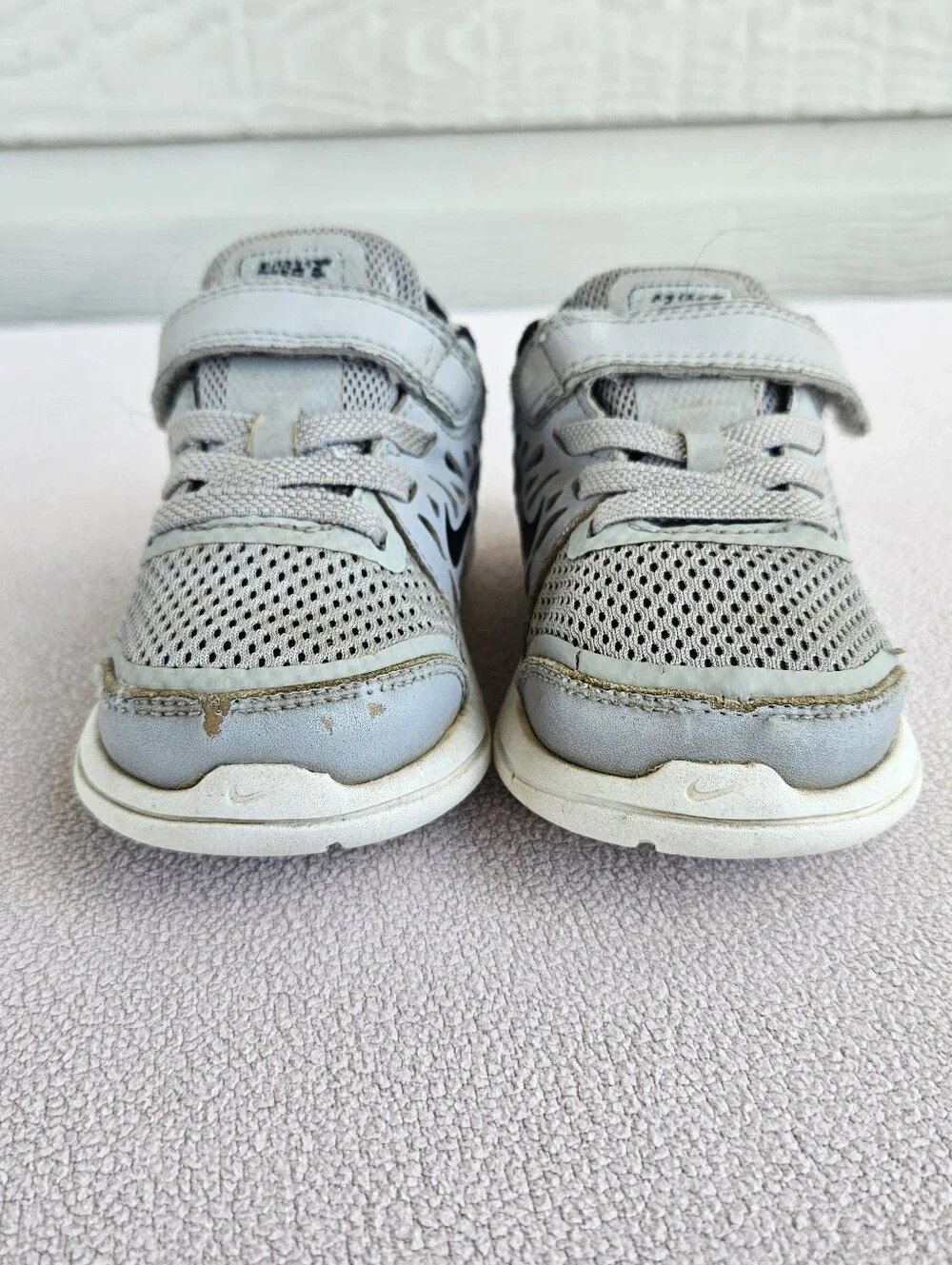Nike Flex 2016 RN Athletic Sneaker Toddler SZ 7C Grey Hook & Loop 834280-002